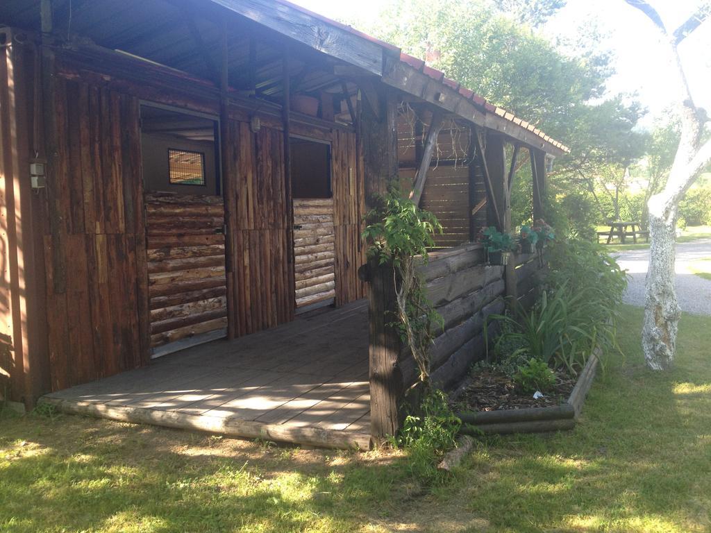 Gites Les Grandes Voies - Cle Vacances Le Menil Exterior photo