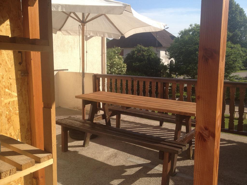 Gites Les Grandes Voies - Cle Vacances Le Menil Exterior photo